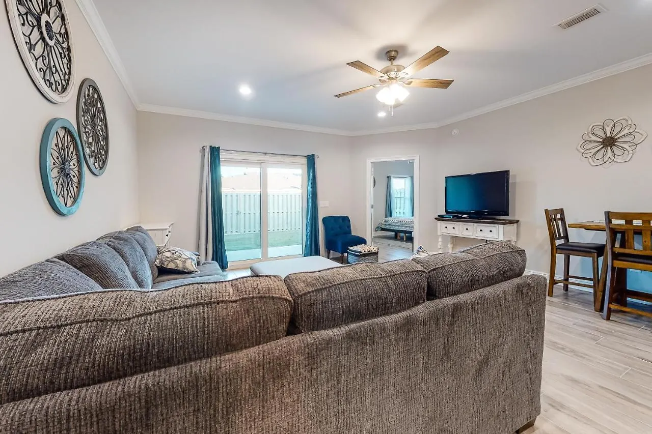 Cotton Creek #1102 Apartment
