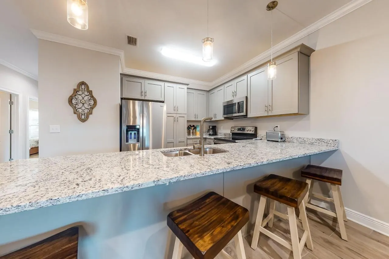 Cotton Creek #1102 Apartment *