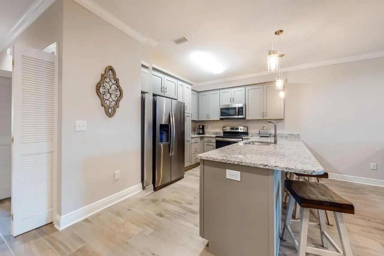 Apartment Cotton Creek #1102 *