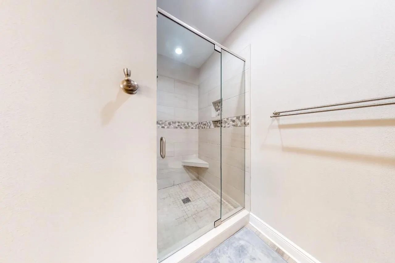 Cotton Creek #1102 Apartment *