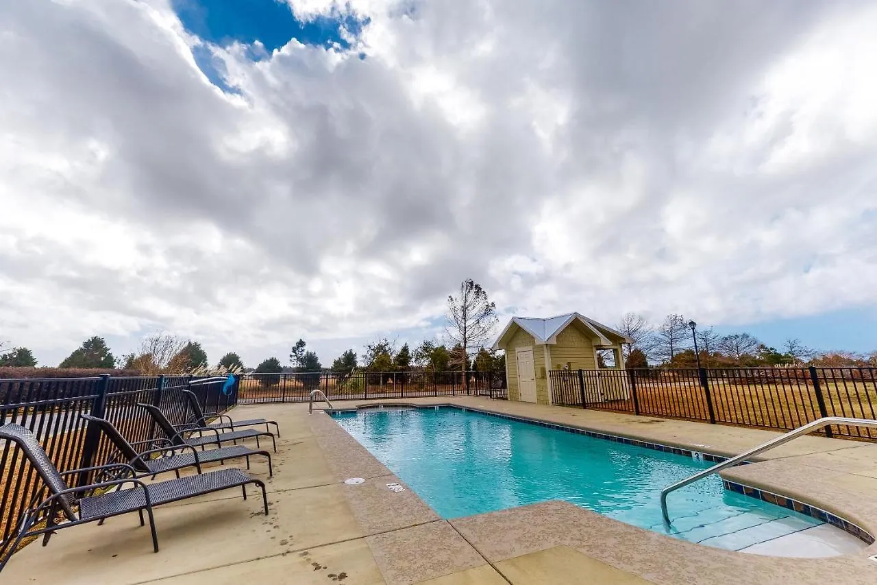 Cotton Creek #1102 Apartment *