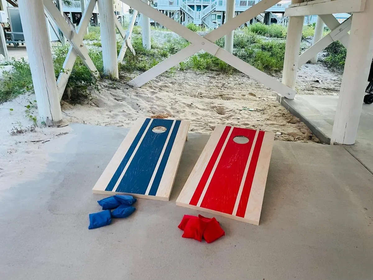 Holiday home Beachside Paws Cottage: Pet-friendly Oasis With Outdoor Living *