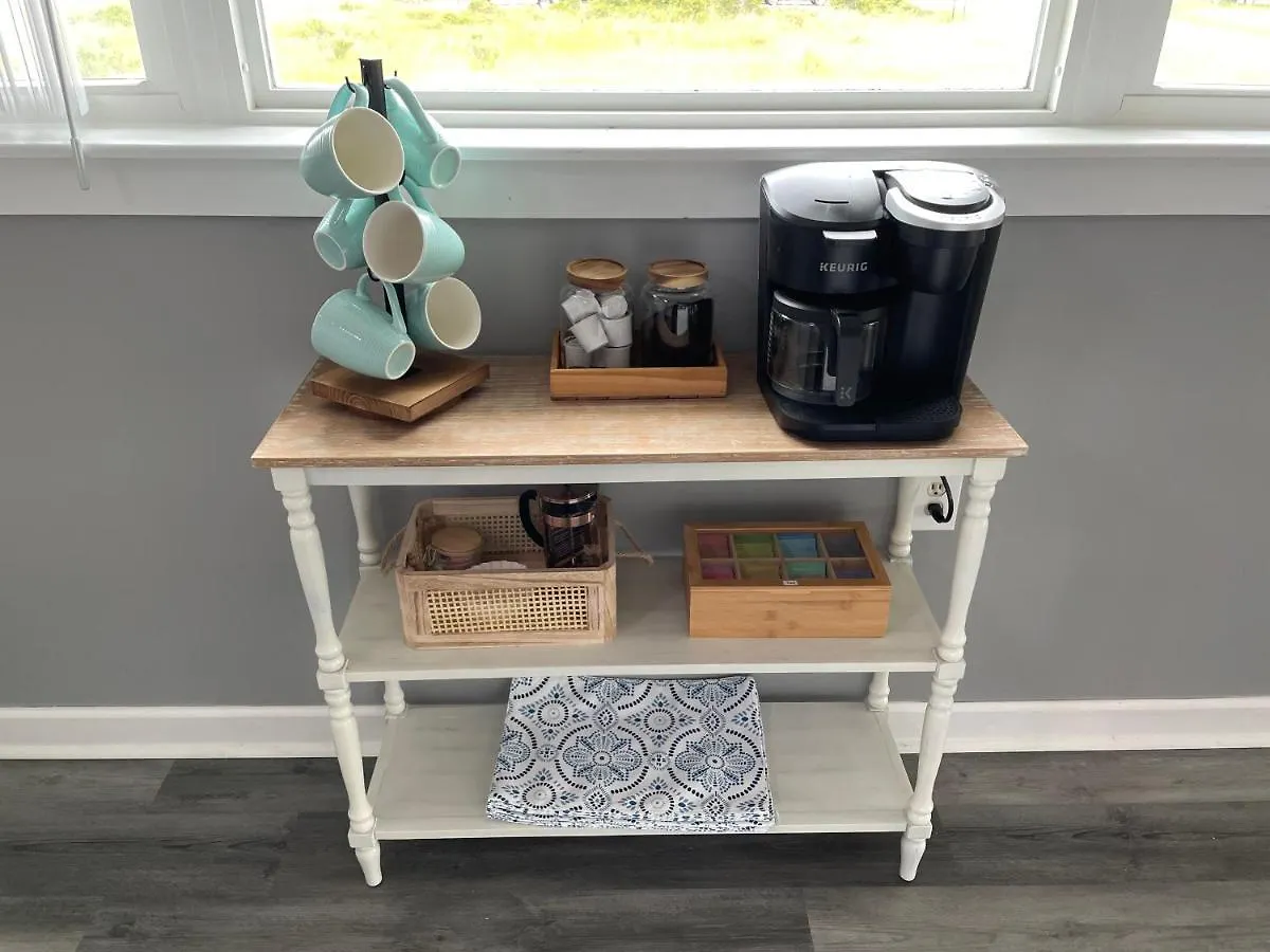 Beachside Paws Cottage: Pet-friendly Oasis With Outdoor Living *
