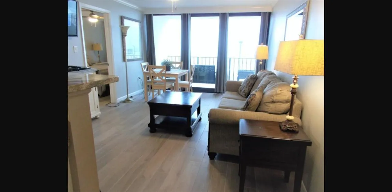 Apartment Island Winds East #103, Gulf Front. Closest Building To Hangout!