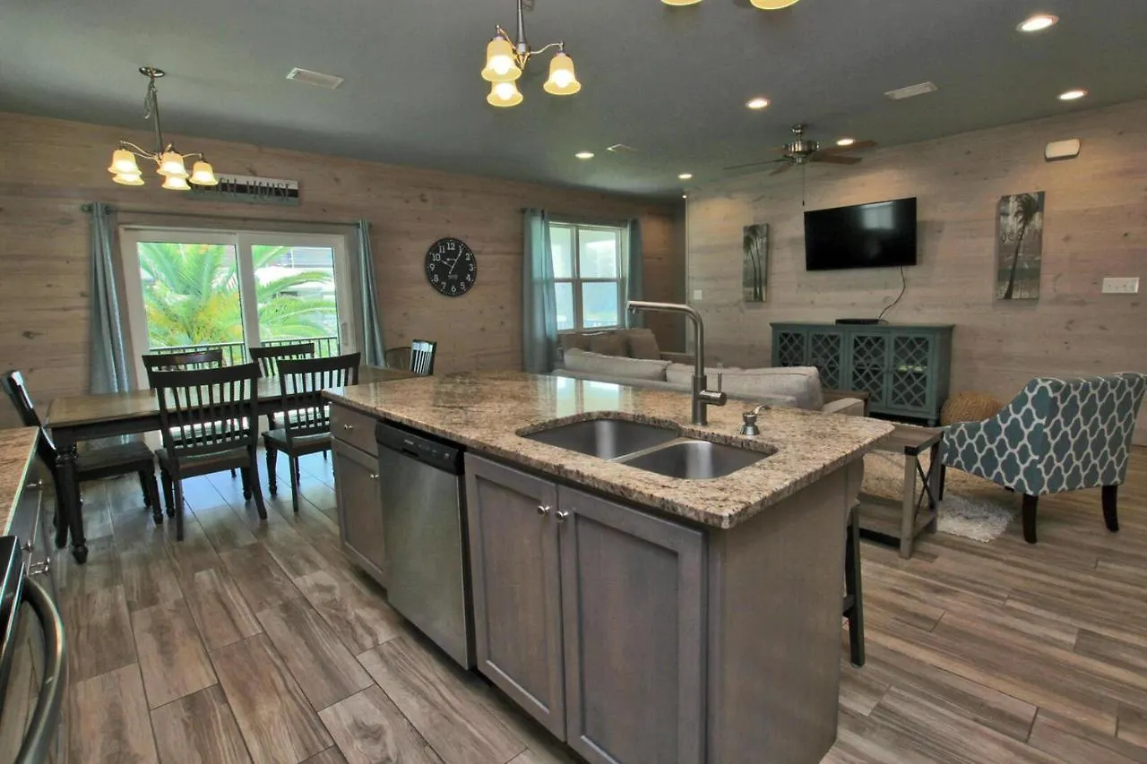 Romeo By Youngs Suncoast Holiday home