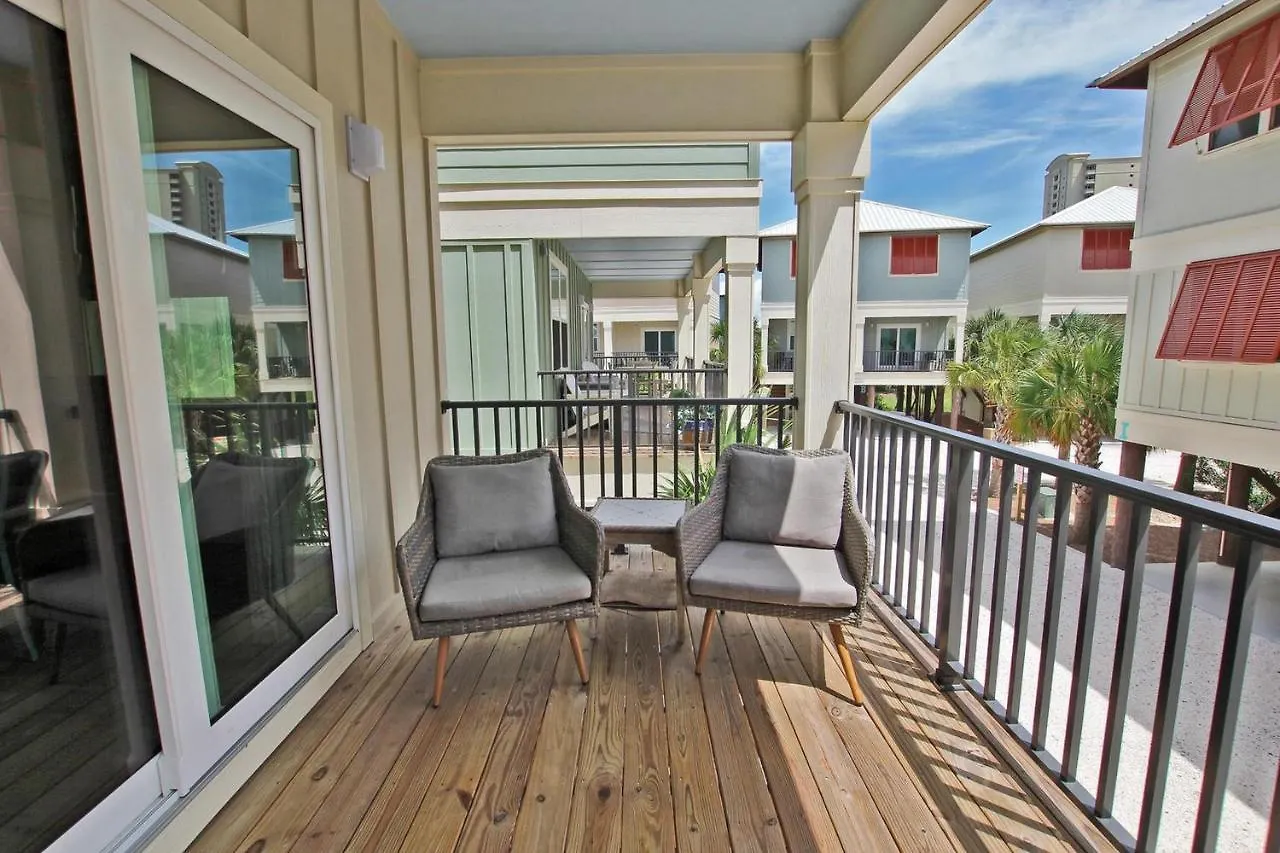 Holiday home Romeo By Youngs Suncoast *