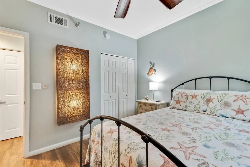 Doral 103 - Charming Beachfront / Ground Floor Condo! * Gulf Shores