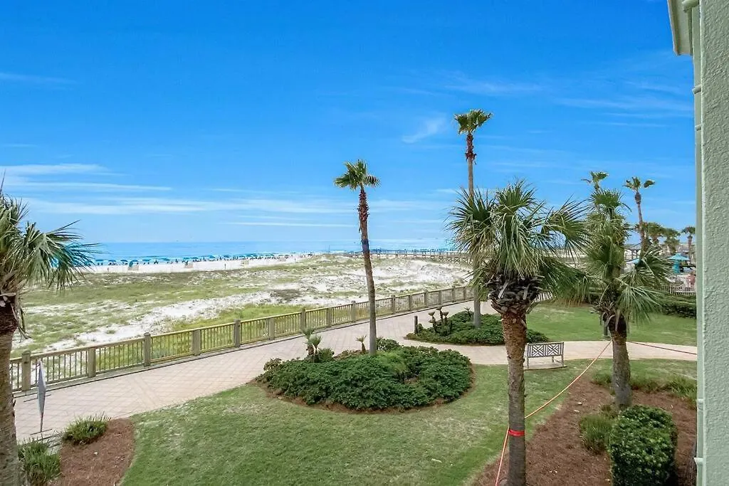 Avalon 201 - Large Beachfront Unit W/ Beautiful Ocean View! Apartment