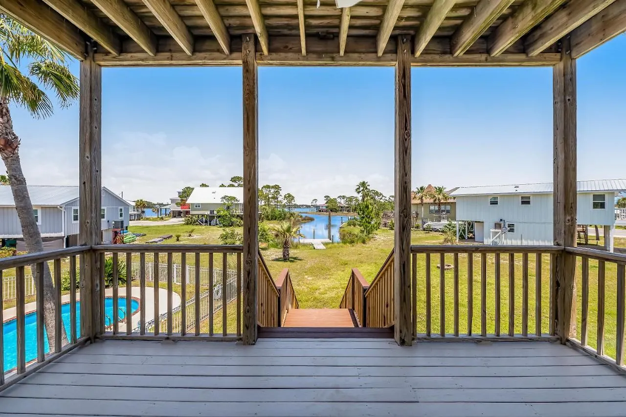 Lagoon Luxury Holiday home