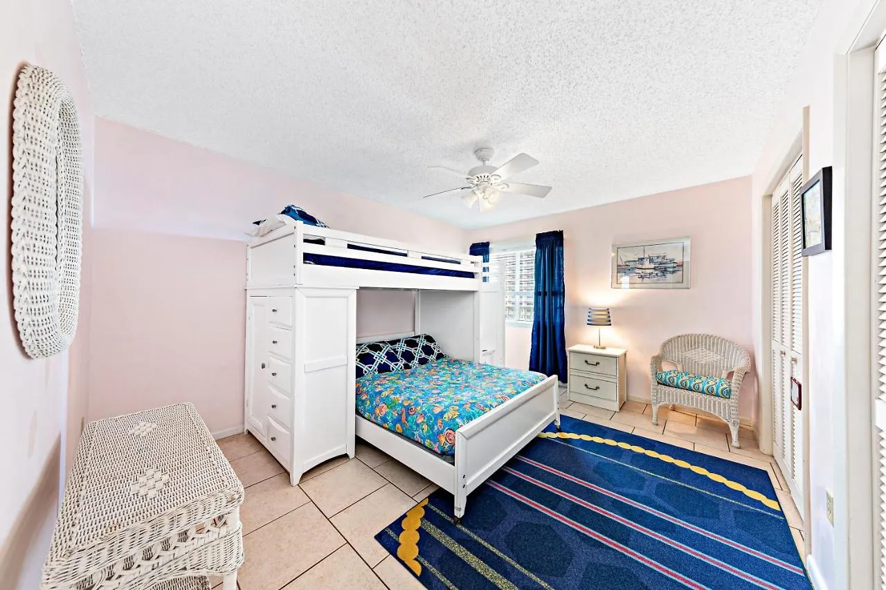 Edgewater West 102