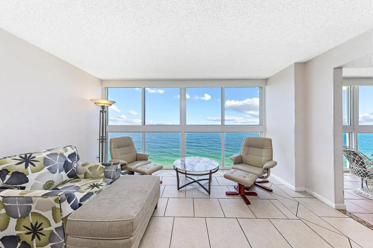 Edgewater West 102
