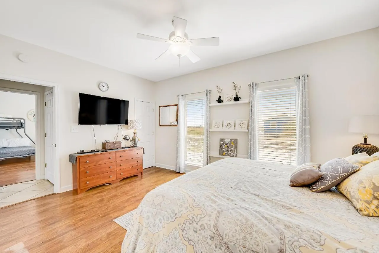 Relax By The Bay Holiday home Gulf Shores