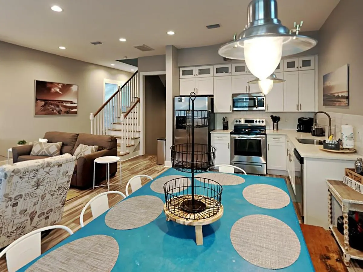 Apartment East Point F - Fantasea
