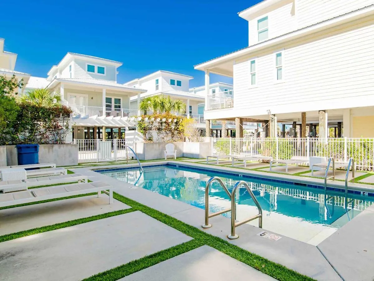 East Point F - Fantasea Apartment