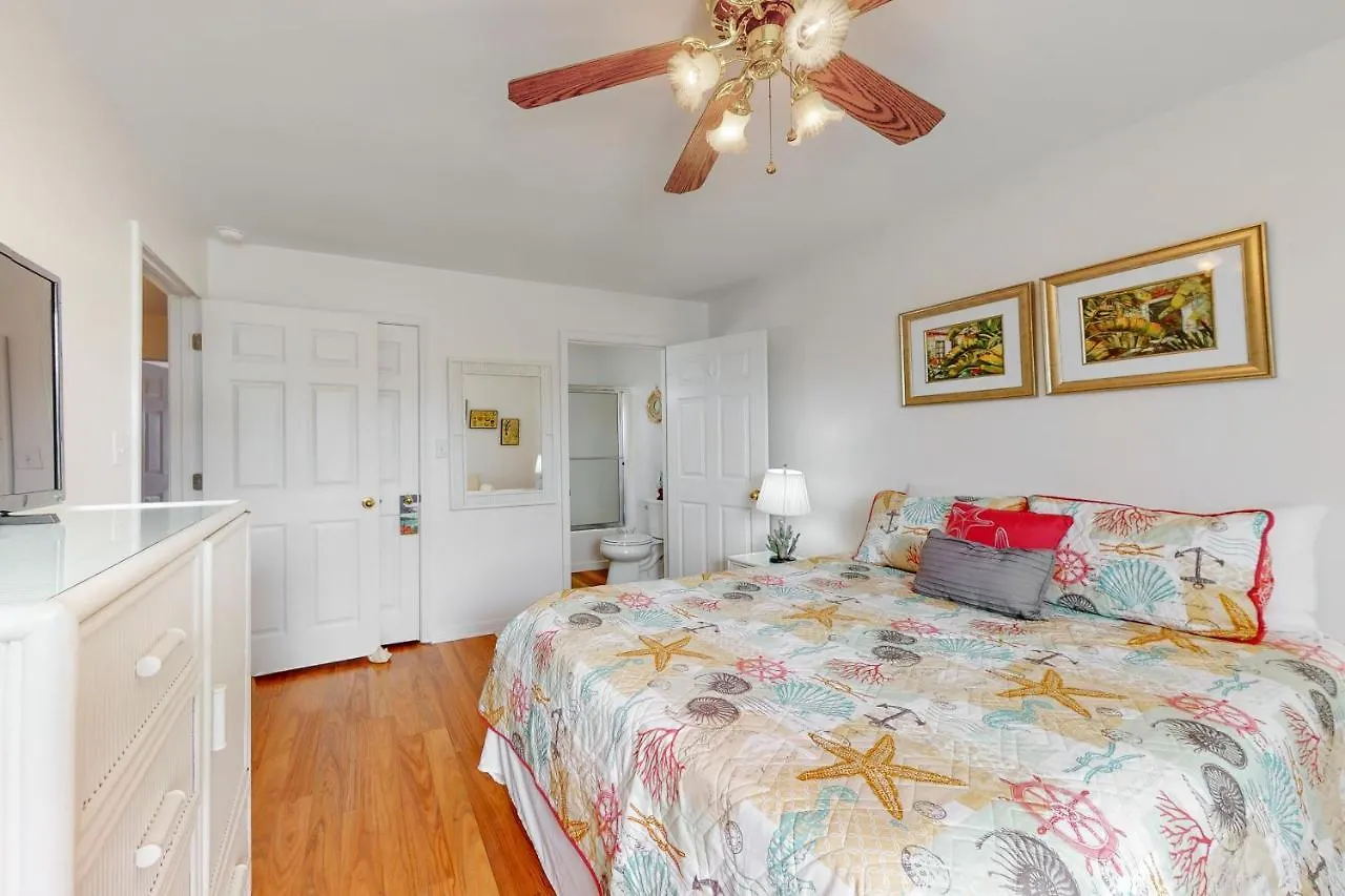 A Wave From It All - Unit A Holiday home Gulf Shores