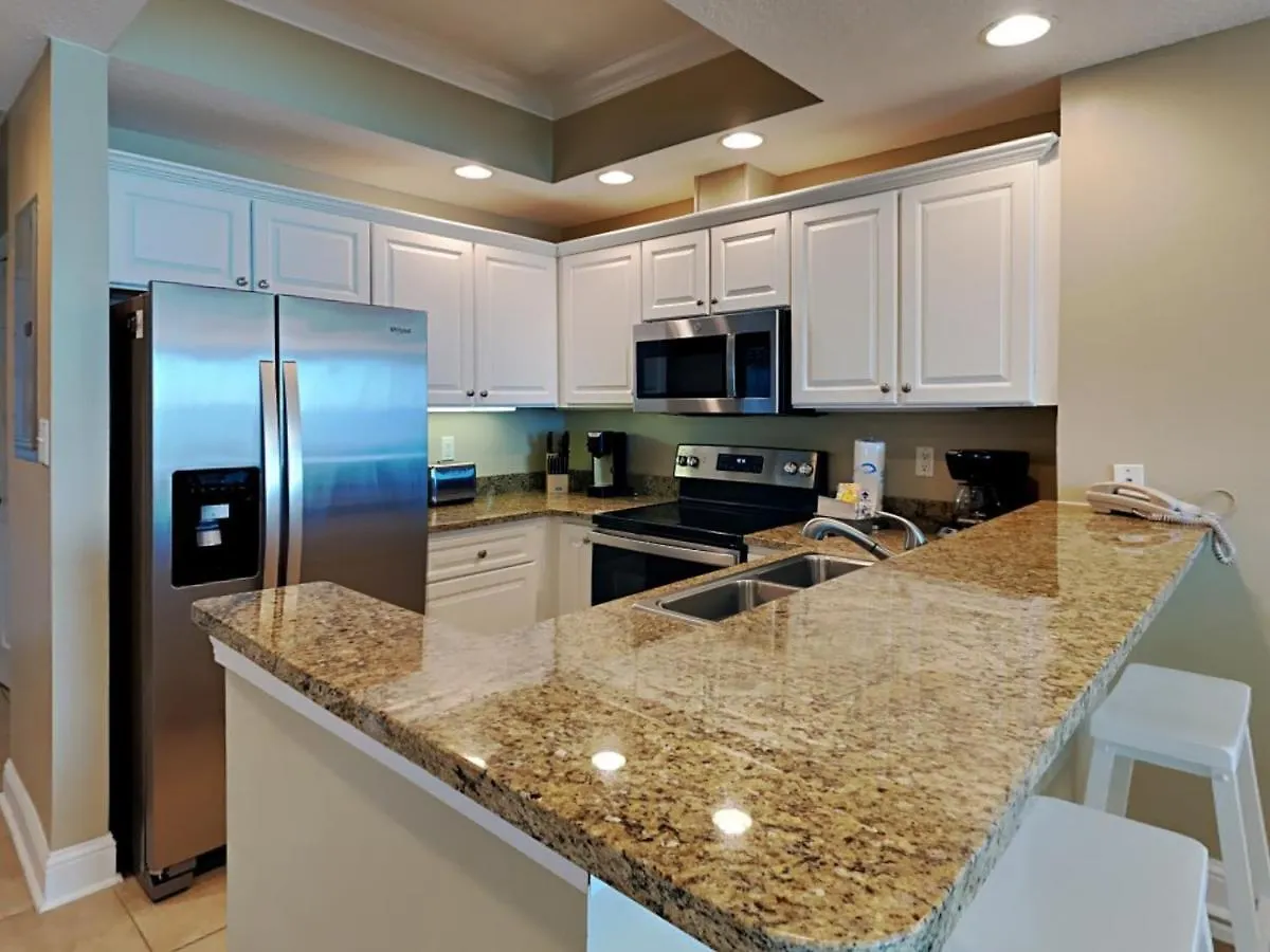 Apartment Crystal Shores 602