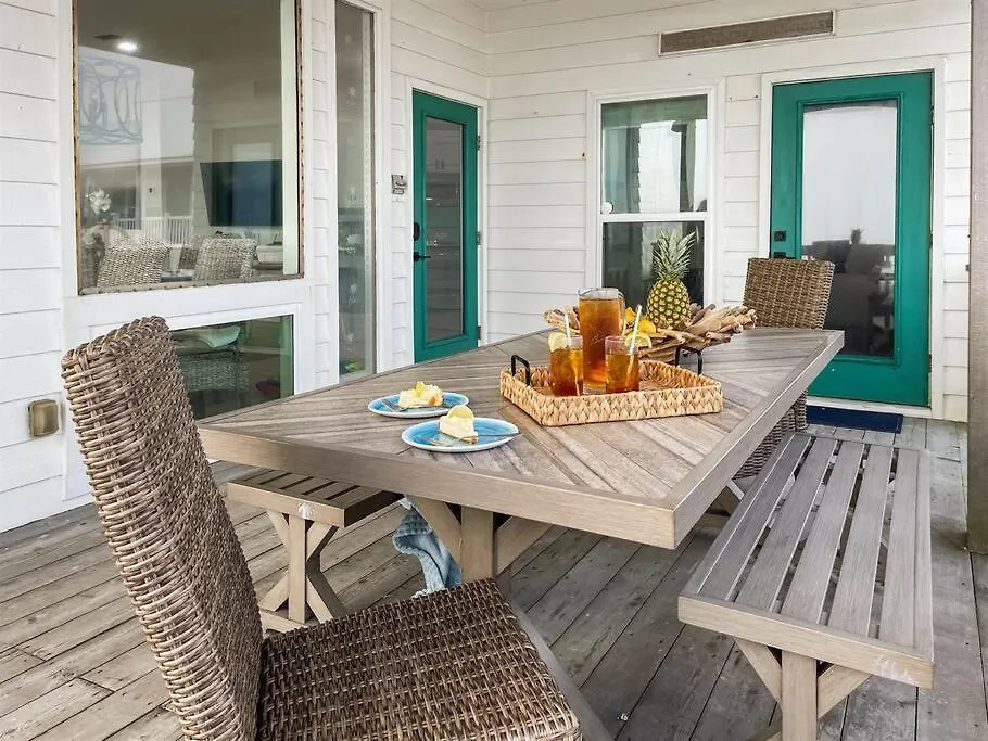 Surfside Paradise Holiday home *
