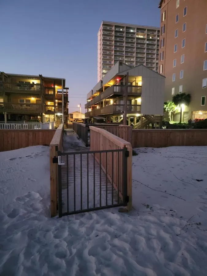 Living The Dream 2 Bedroom Ocean View Cozy Gulf Shores
