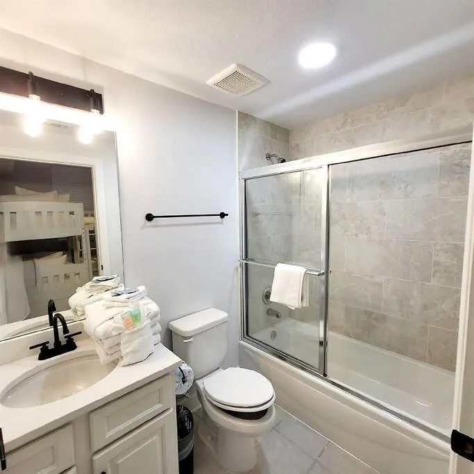 Club B2003- 4 Bdrm-4 Bath-updated Beachfront Gulf Shores