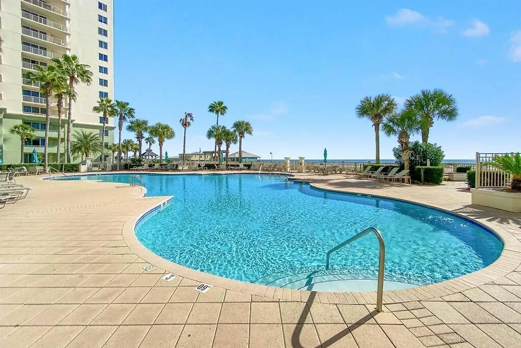 Apartment Club B2003- 4 Bdrm-4 Bath-updated Beachfront