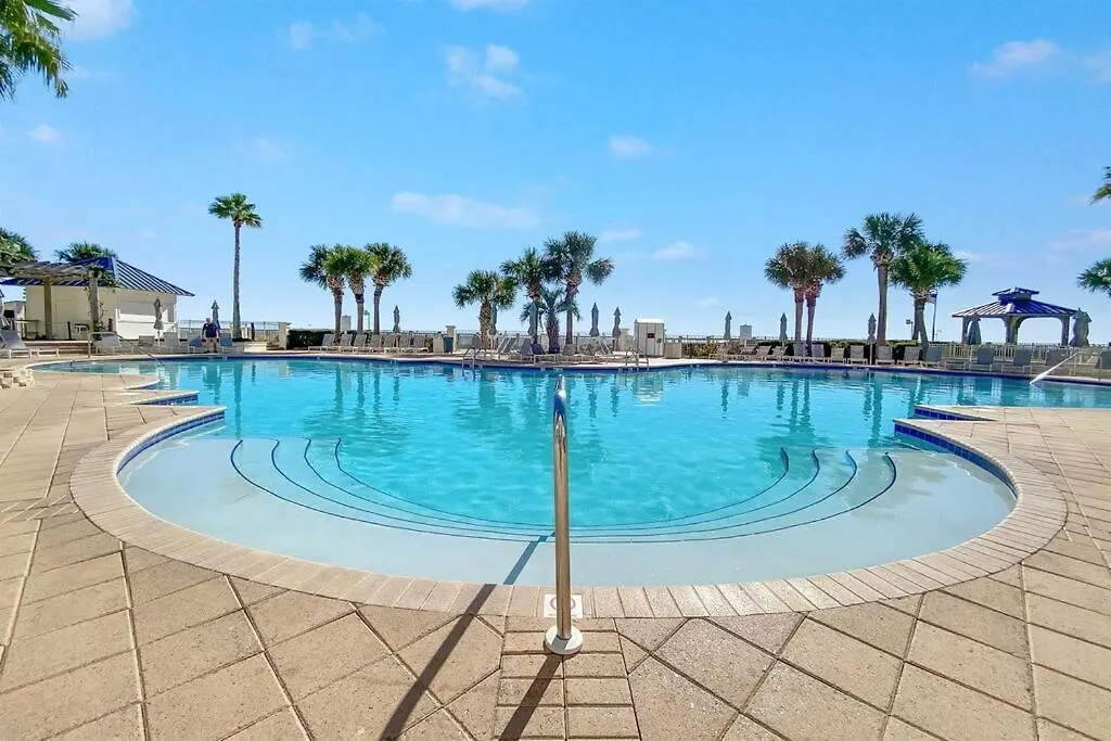 Club B2003- 4 Bdrm-4 Bath-updated Beachfront *