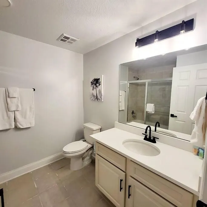 Club B2003- 4 Bdrm-4 Bath-updated Beachfront