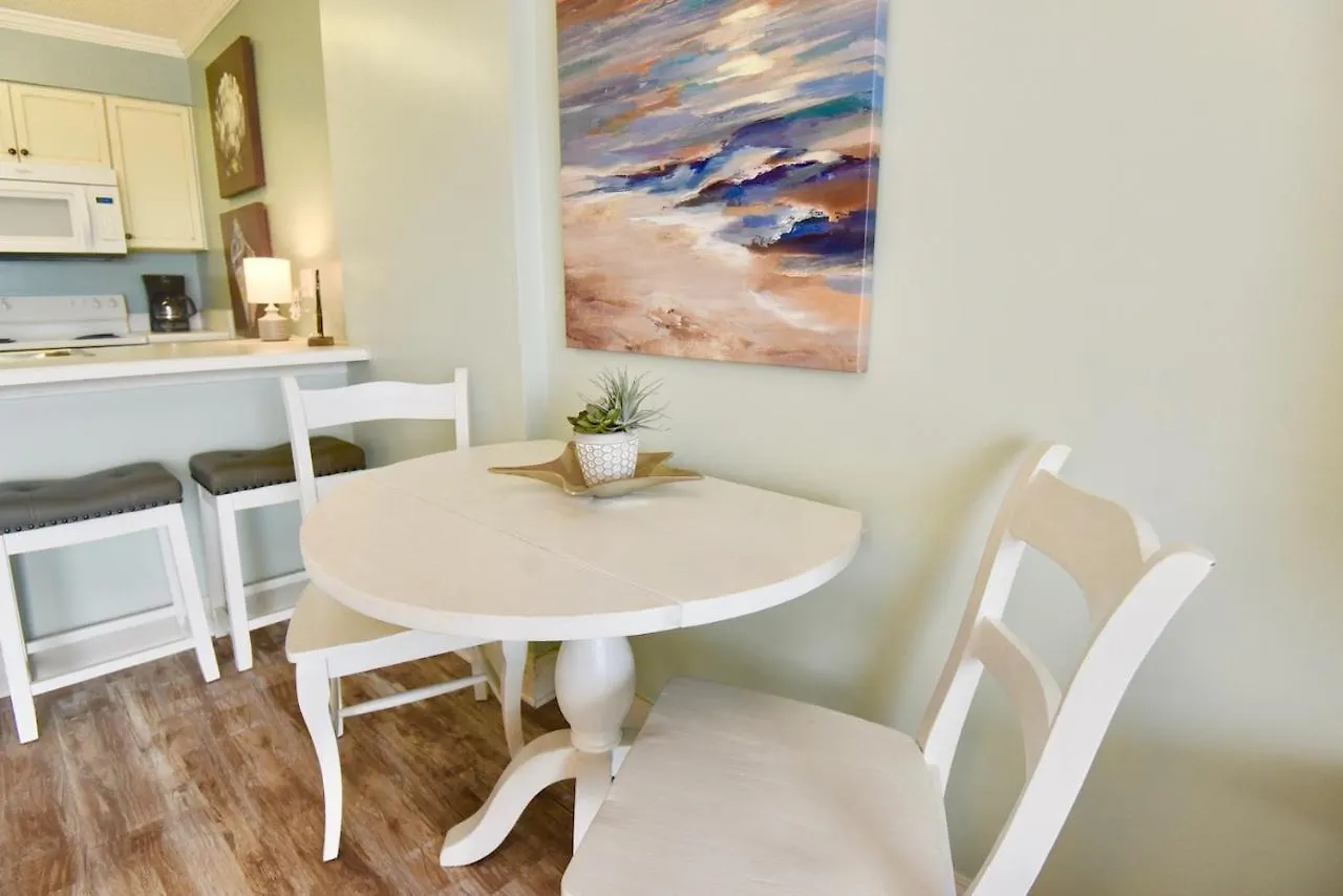 Royal Palms 503