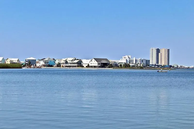 Compass Point 205 Holiday home *