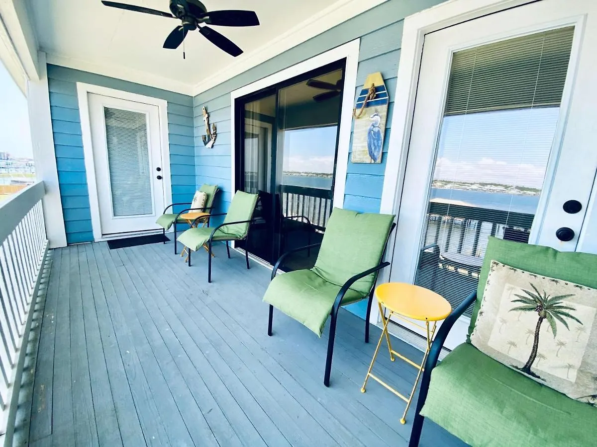 Holiday home Sea Oats Lagoon View: Pet-friendly With Access