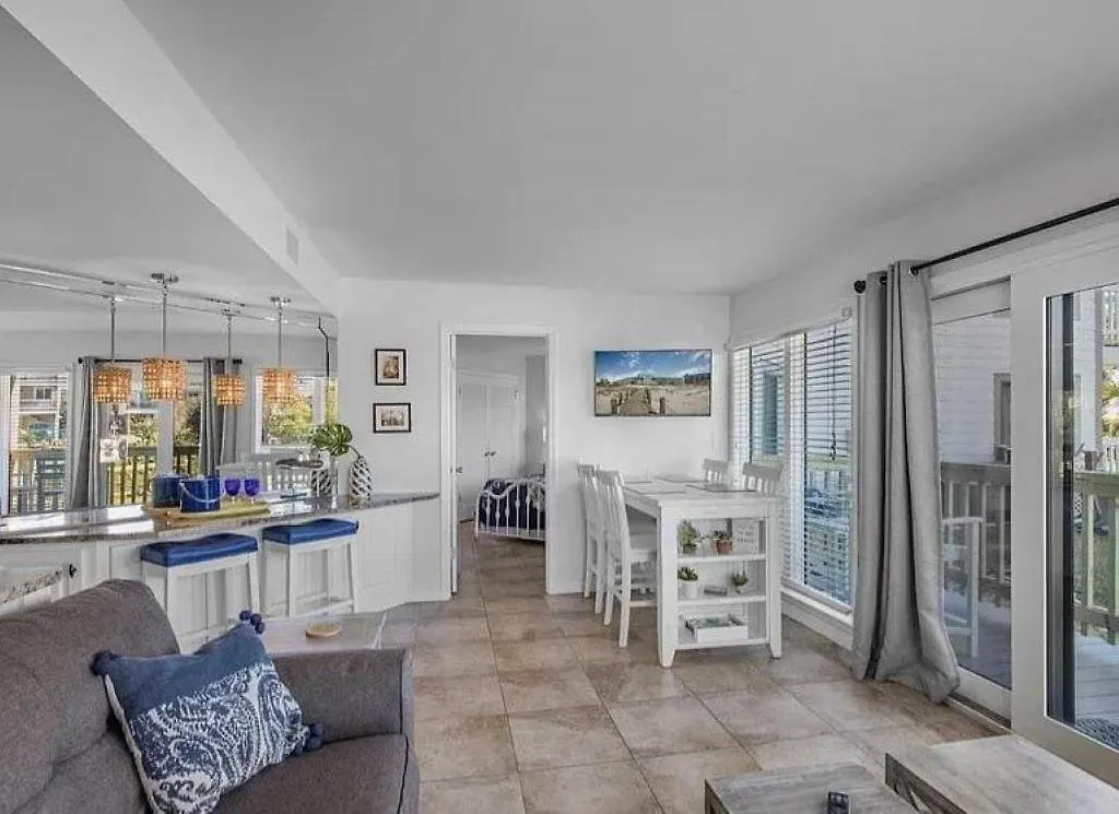 Sugar Sands-luxury 1st Floor 2br 2ba Private Gulf Shores