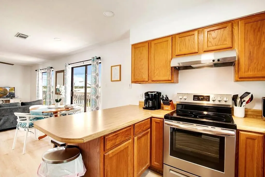 Renovated With Access And 5 Min From Hangout Gulf Shores