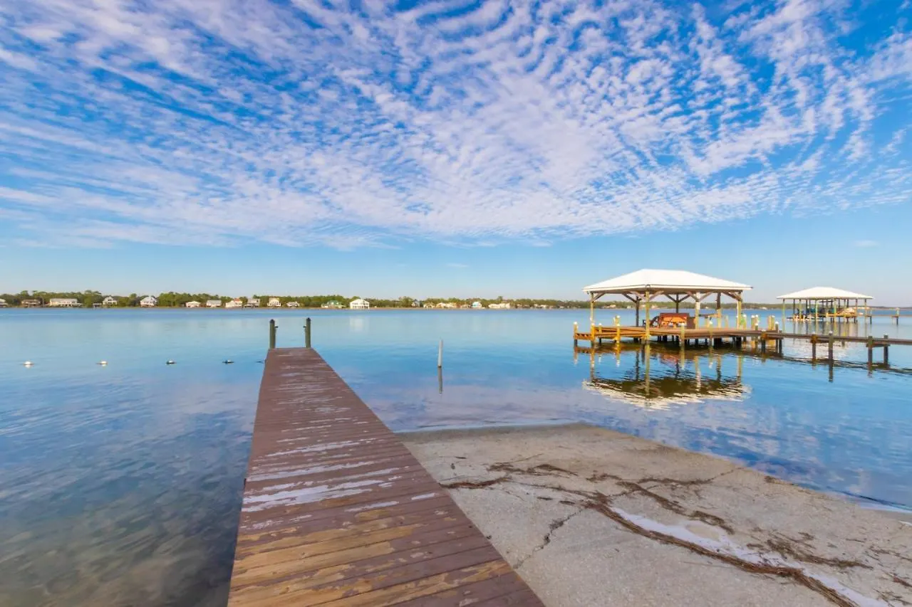 Compass Point 108