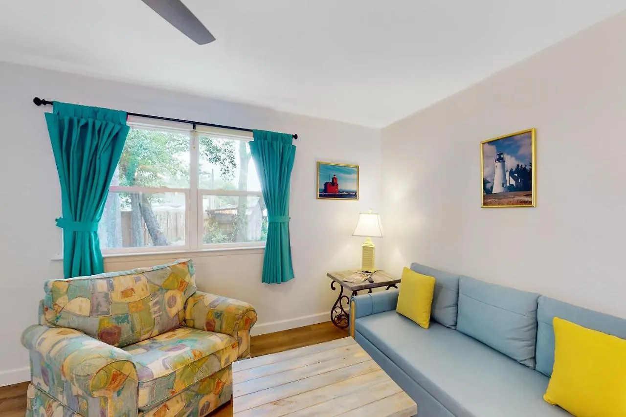 Apartment Waterway #208