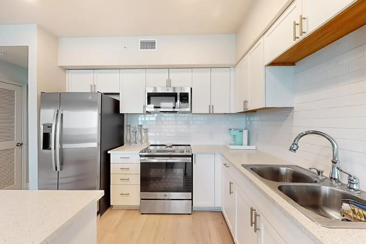 Sea Glass 208 Apartment *