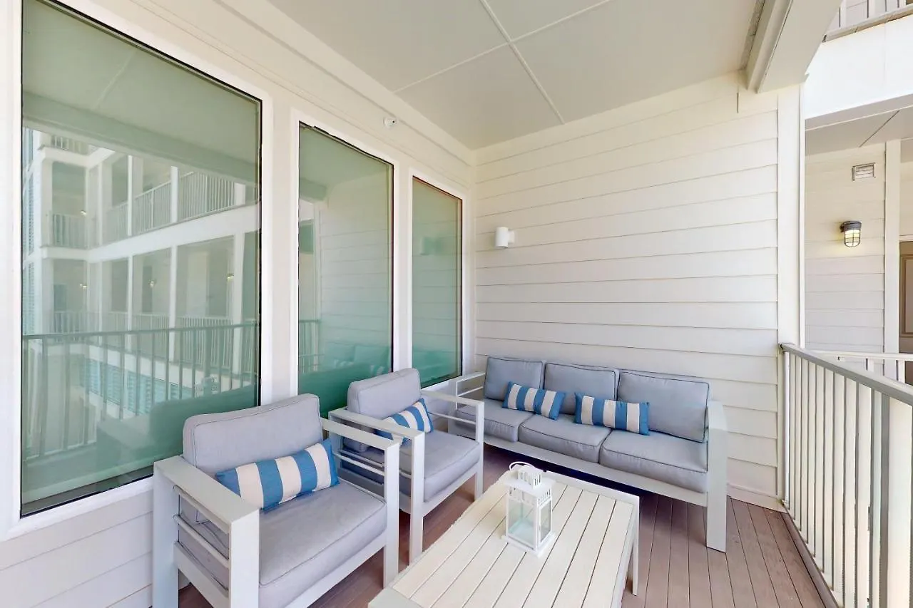 Apartment Sea Glass 208