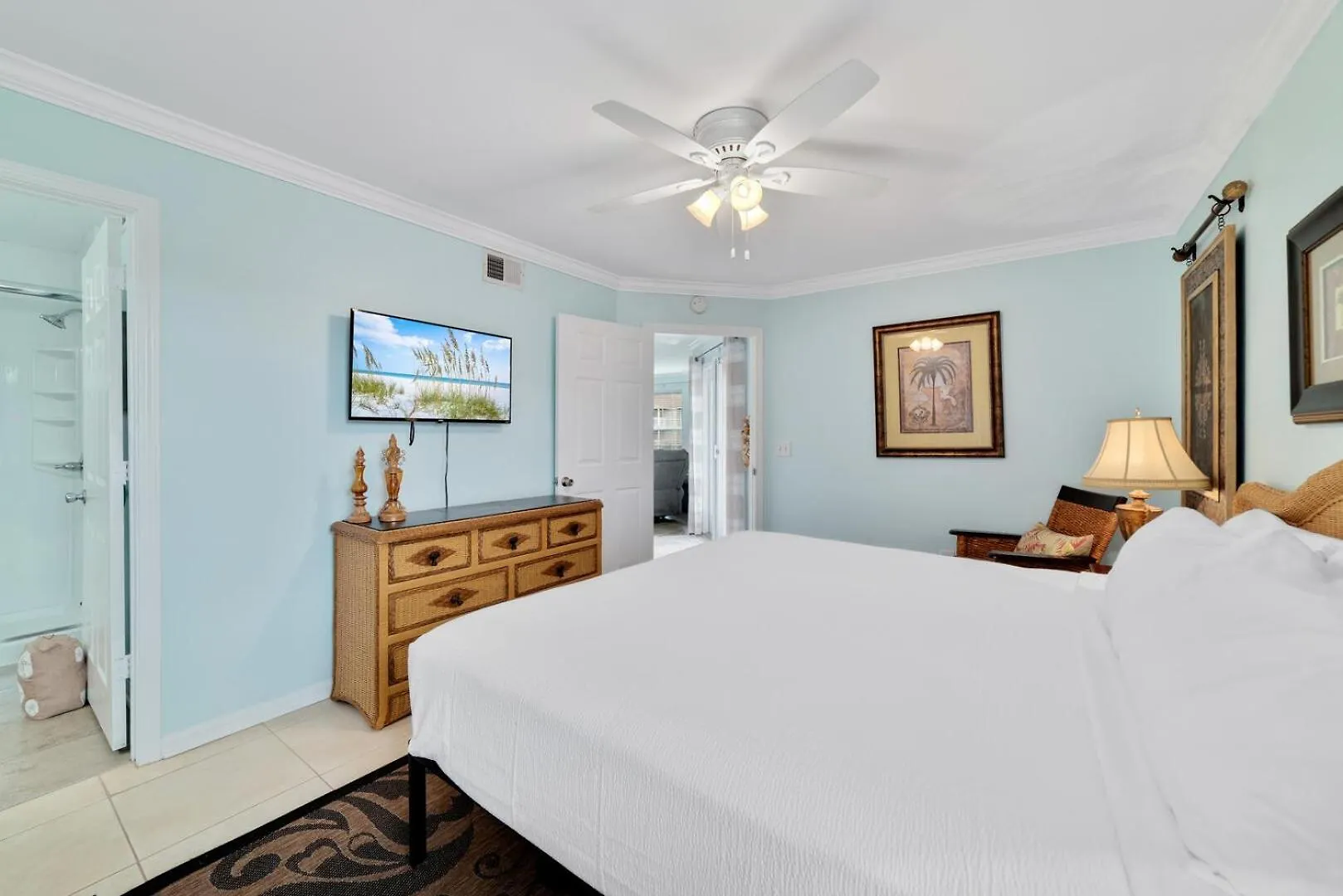 Updated, Ground Floor Unit W/ Pool & Gym, Sleeps 6 Holiday home Gulf Shores