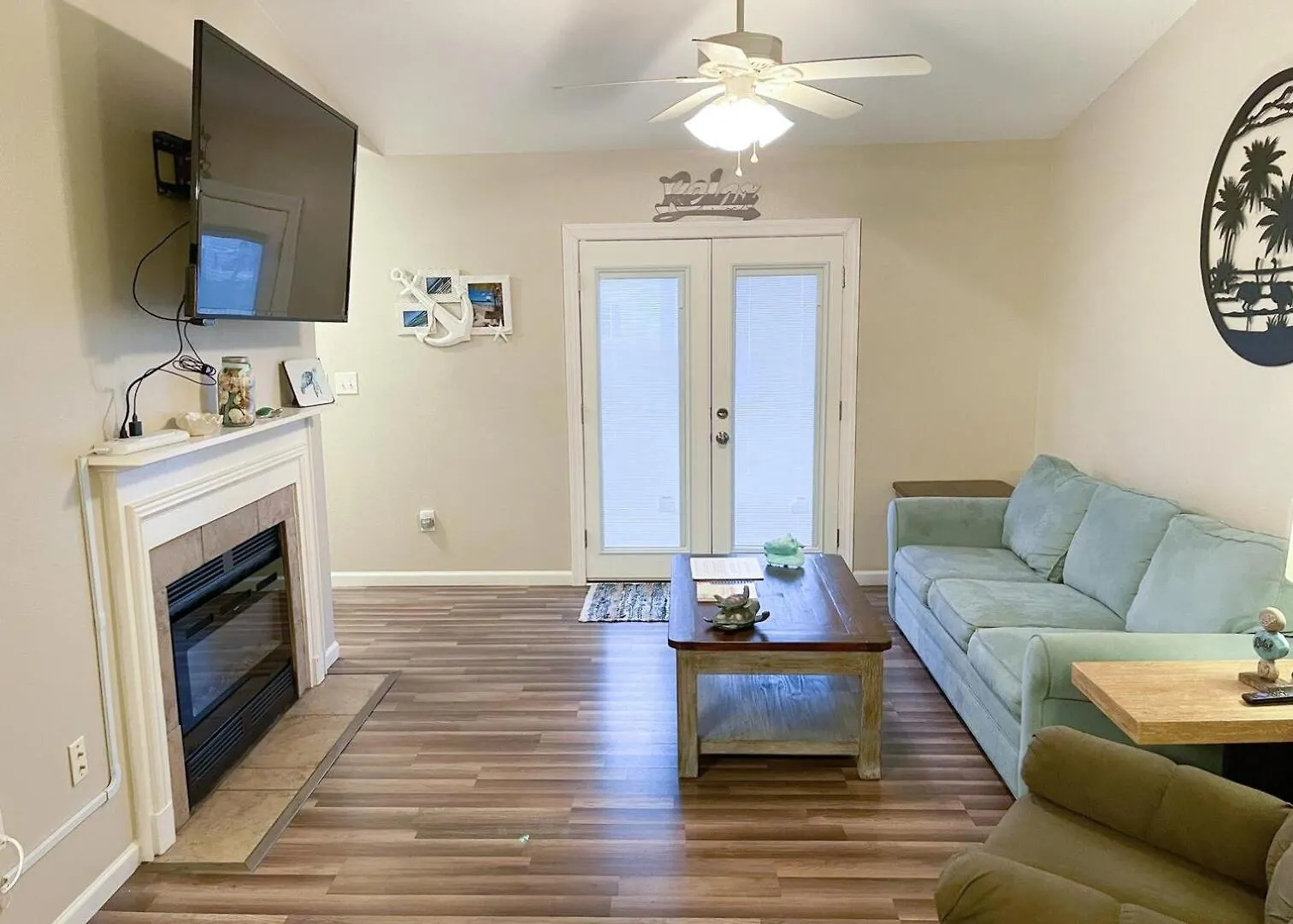 2br/2ba Full W/ Pool & Gym, Sleeps 6 Holiday home *