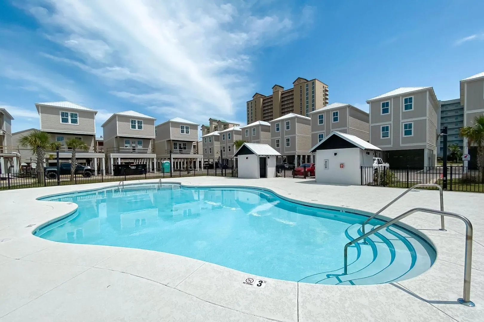 New Listing! Luxury Home, Sleeps 10 W/ Shared Pool Holiday home Gulf Shores
