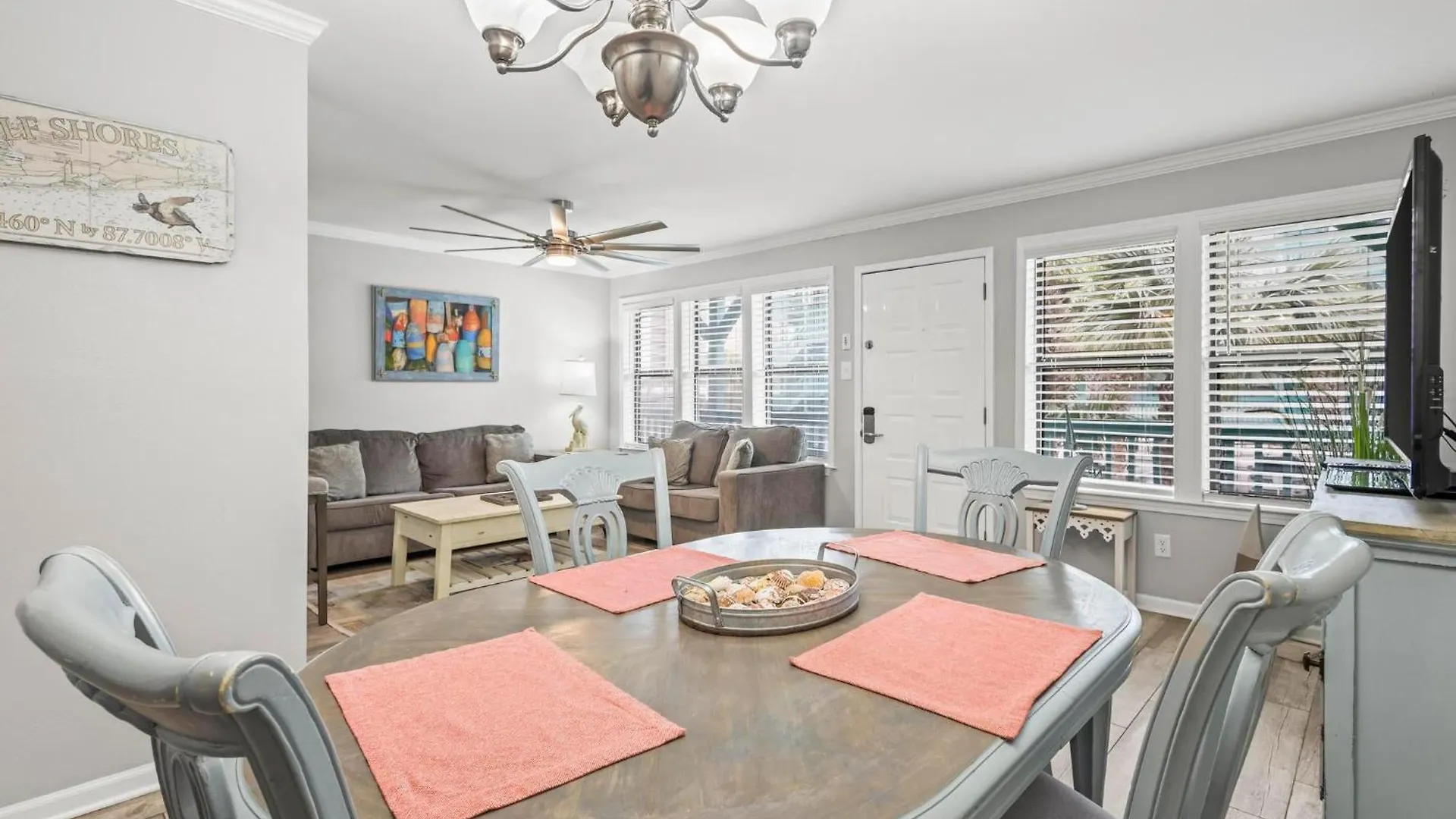 Sea Breeze 117 Holiday home