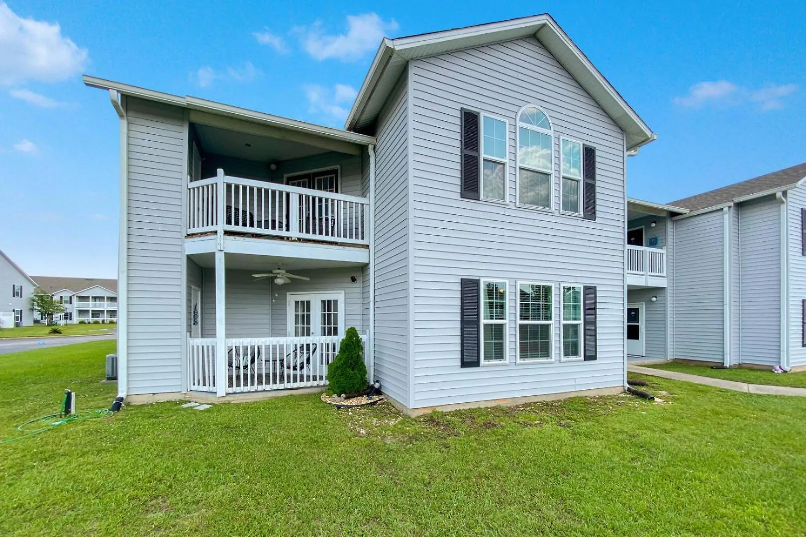 Updated, Ground Floor Unit W/ Pool & Gym, Sleeps 6 Holiday home