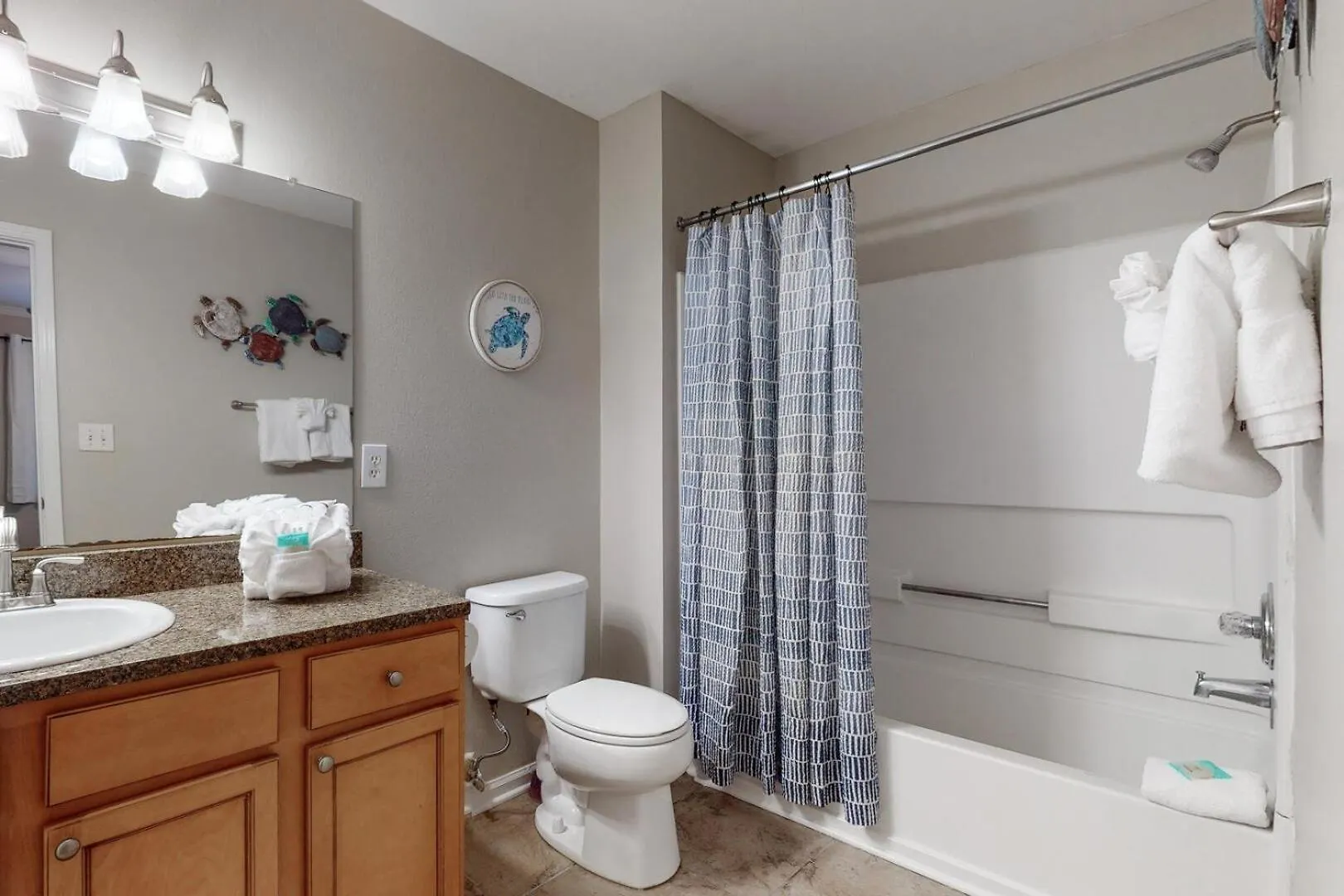 2br/2ba Full W/ Pool & Gym, Sleeps 6 Gulf Shores