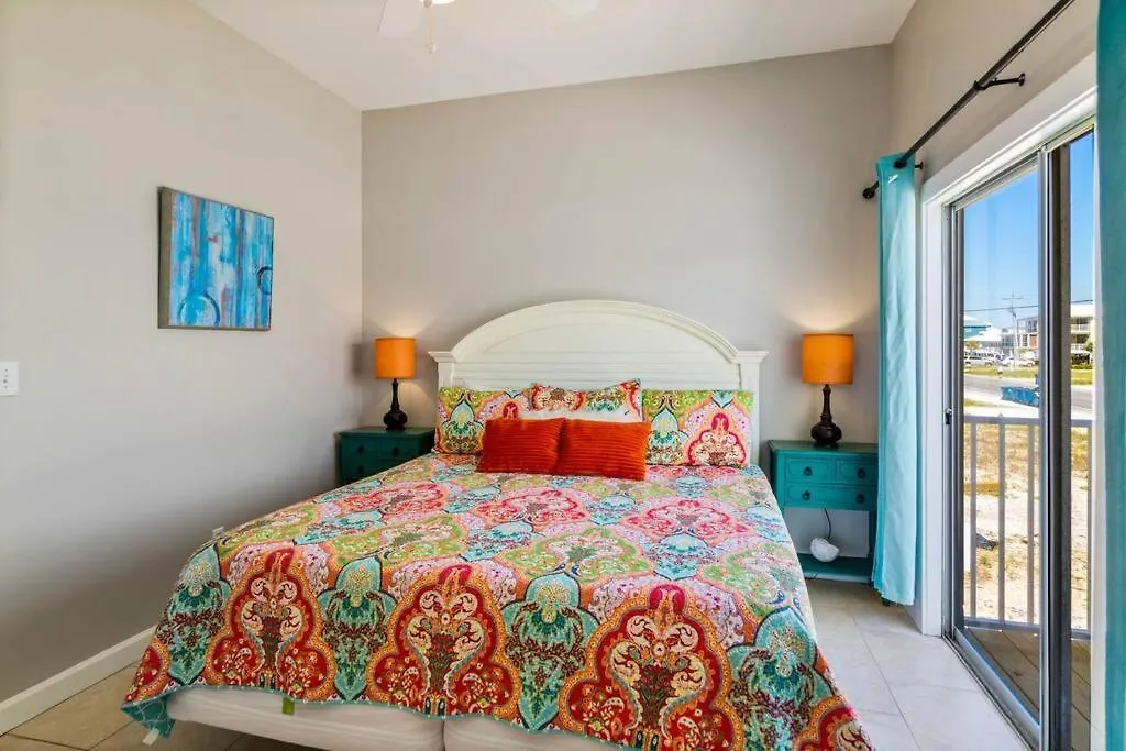 Dolphin View Duplex Side B - Beachfront Heated Pool -gulf Shores Alabama - Near The Hangout Holiday home *