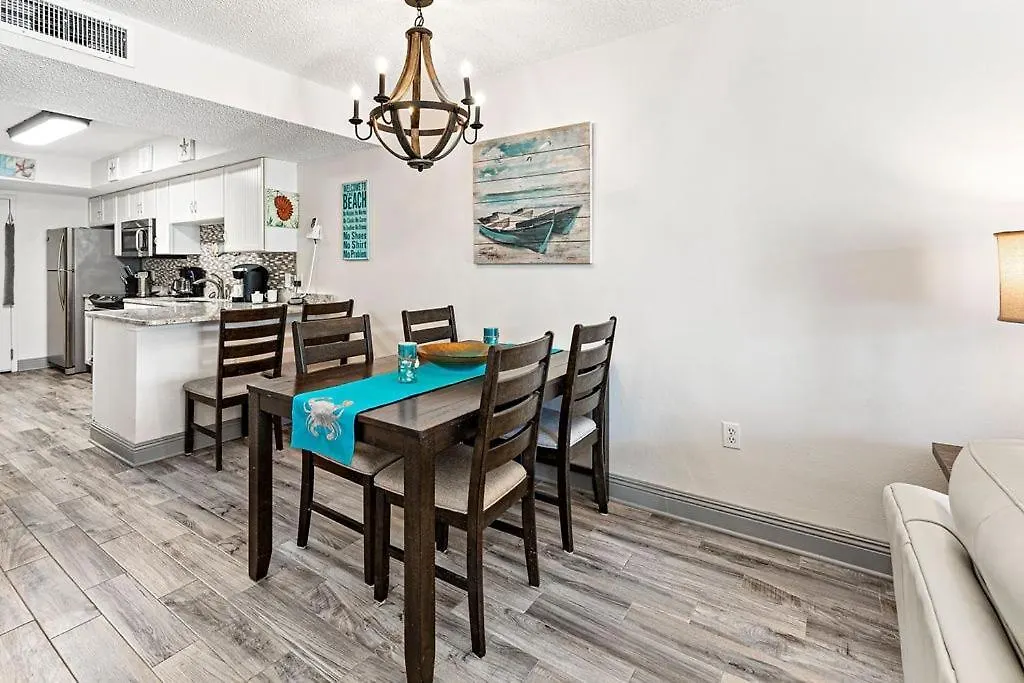Ocean House 2202 *