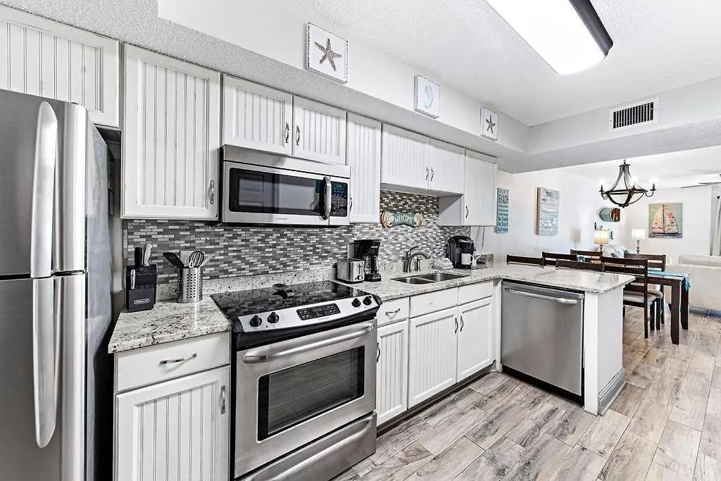 Apartment Ocean House 2202