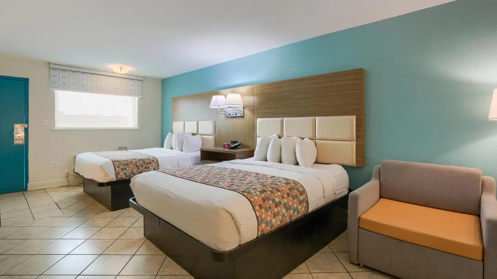Hotel Beachside 3*