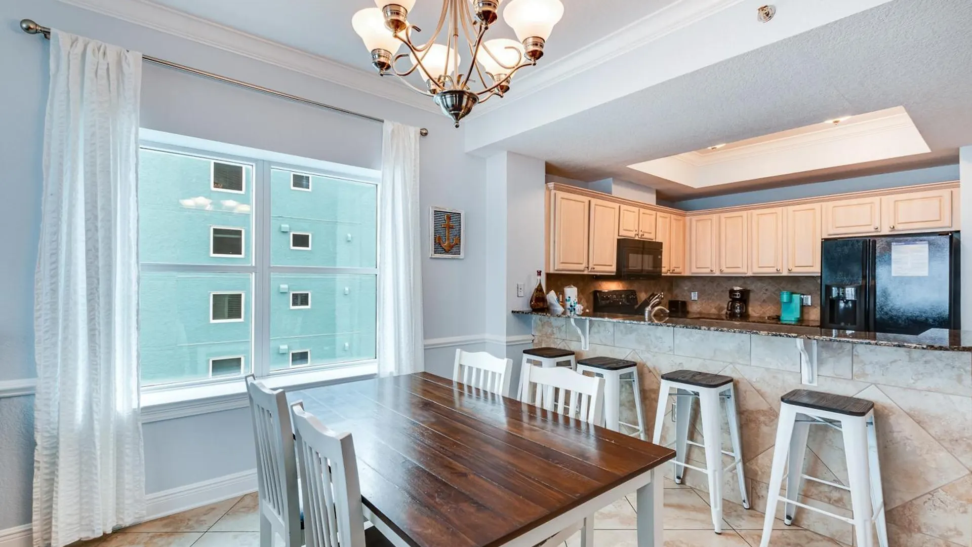 Apartment Crystal Shores West Unit 208 *