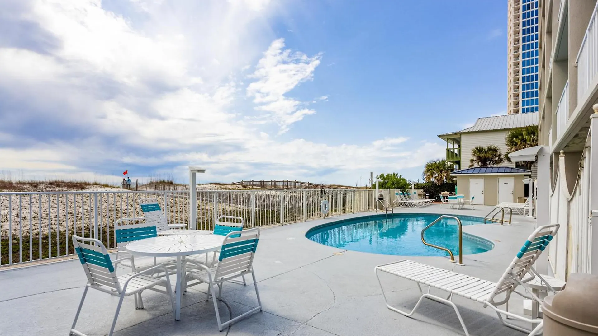 Tropic Isle Apartment