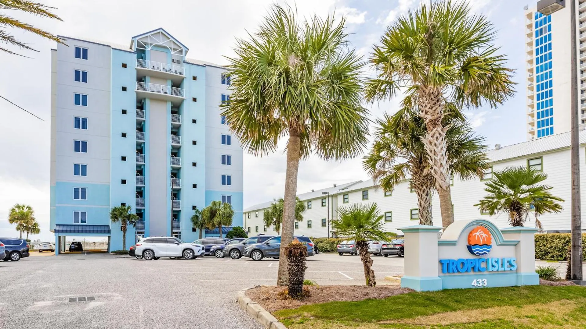 Tropic Isle Apartment *