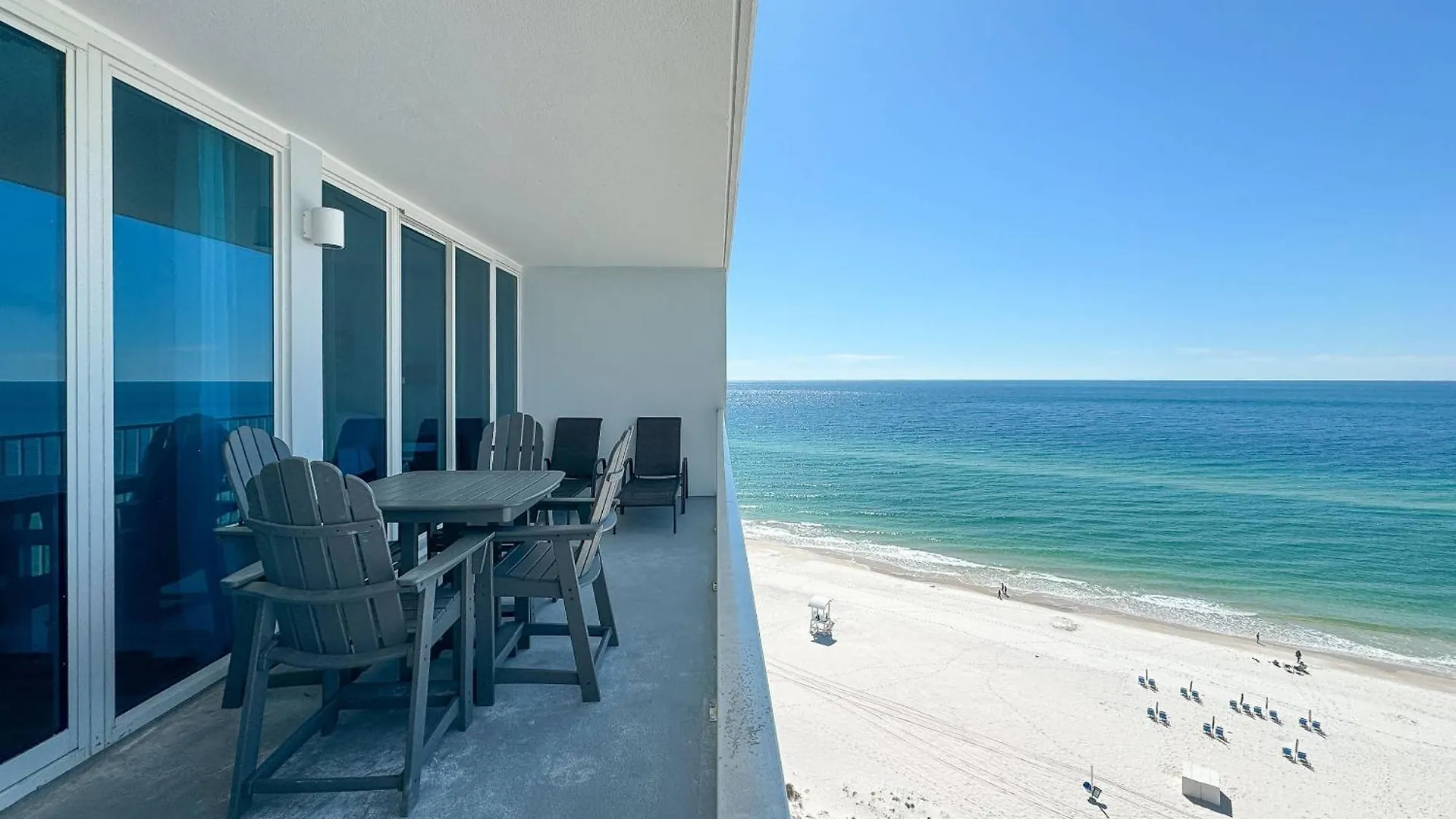 Lighthouse 1102 Holiday home
