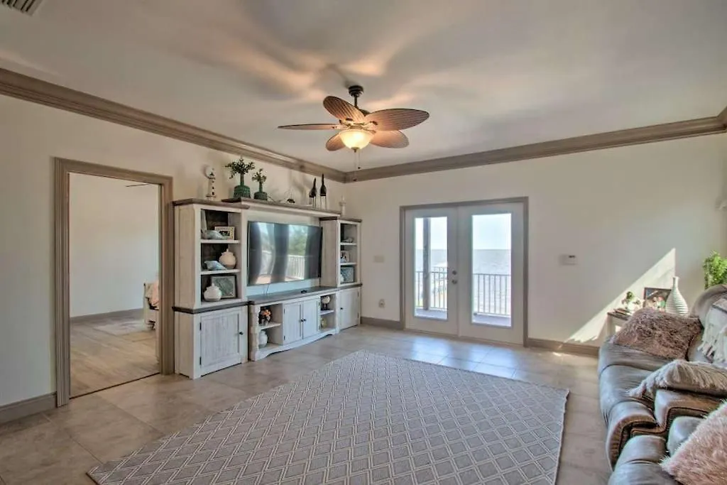 Private Pool/pier - Beautiful Bayfront Property! * Gulf Shores
